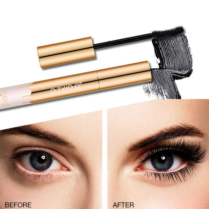 Before and after comparison of Instant Fiber Lash Mascara on lashes with O.TWO.O gold tube and brush applicator.